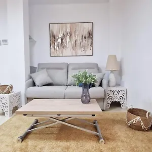 Precioso En Santa Cruz Lirio Bajo Apartamento