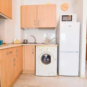 pp-apartaments-carrera-de-capuchinos.hotelsinnerja.org/